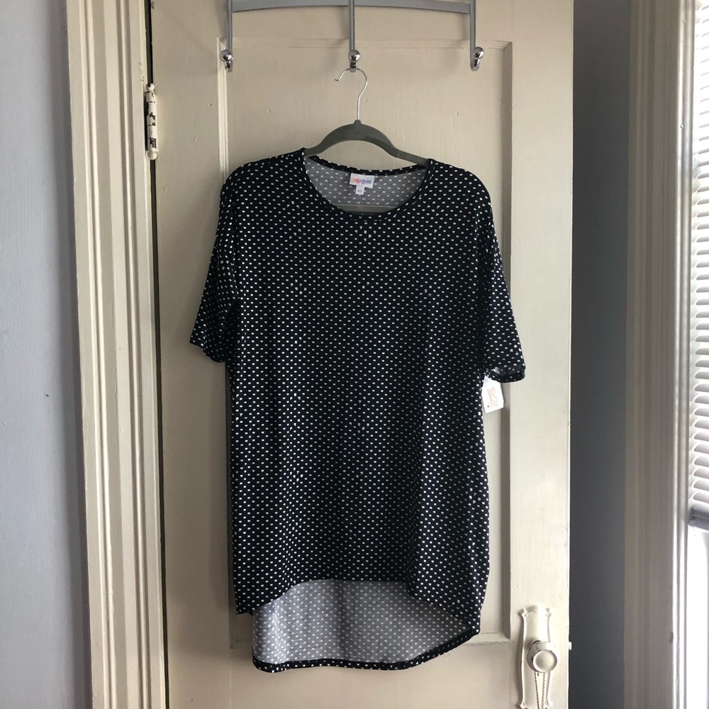 Dotted LulaRoe top